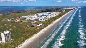 Nær stranden