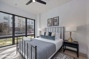 2 Schlafzimmer, Bügeleisen/Bügelbrett, Reisekinderbett, WLAN