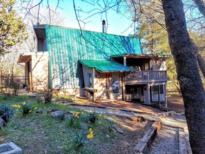 Exterior - A-Frame Julian House of Games Located 5 Minutes to Downtown Julian (Julian)