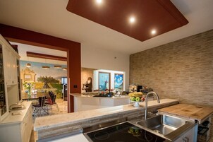 Room, 1 Bedroom, Smoking, Patio | Interior