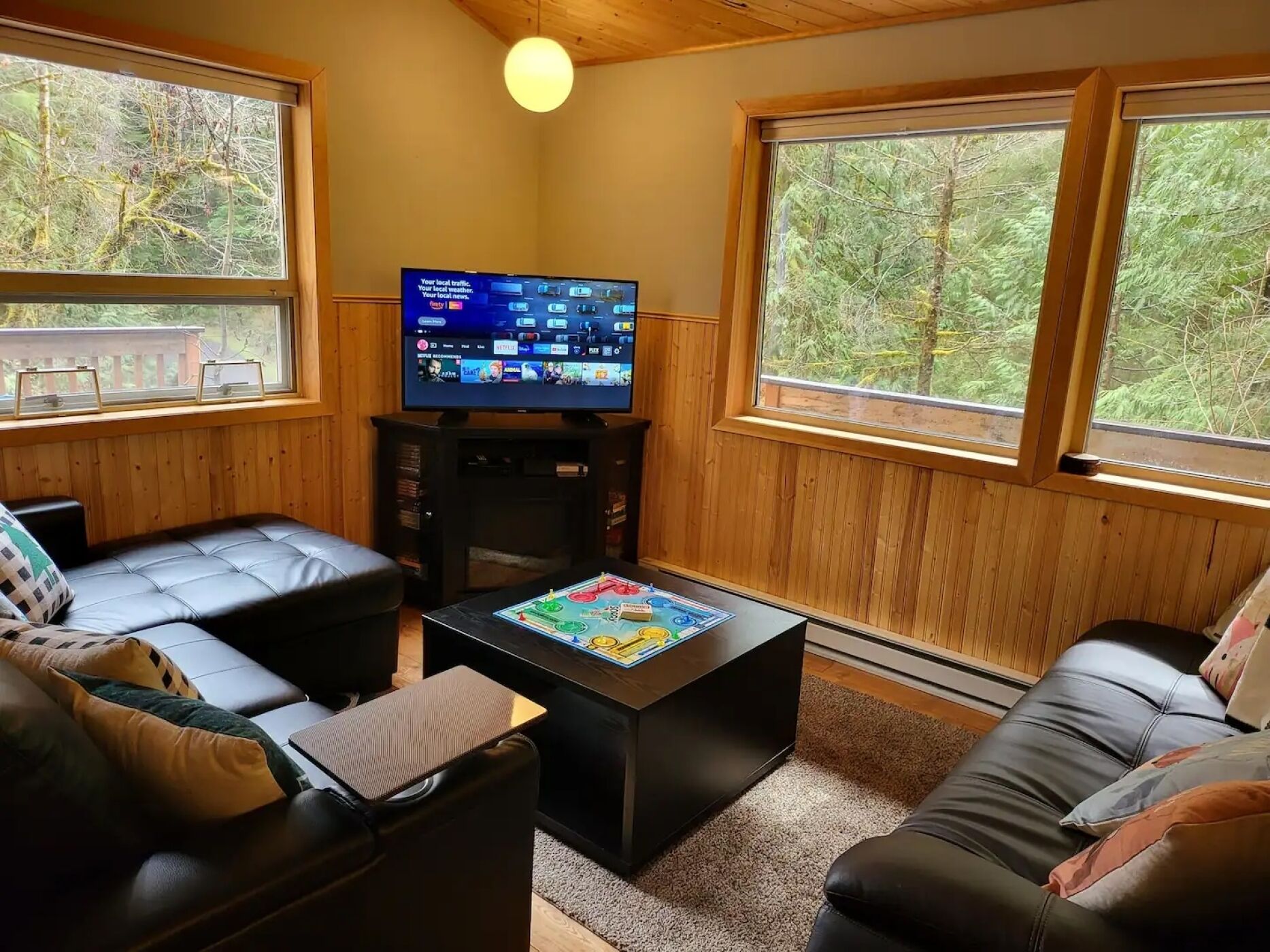 Smart-TV, Videospiele, DVD-Player, Bücher