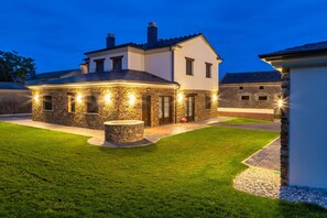 Exterior - 28B01 Aptos Lola Penarronda -Fontias (Castropol)