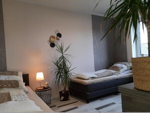 1 Schlafzimmer, Schreibtisch, Bügeleisen/Bügelbrett, kostenloses WLAN