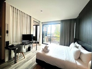 Kahden hengen superior-huone | Minibaari, työpöytä, silitysrauta/-lauta, ilmainen Wi-Fi