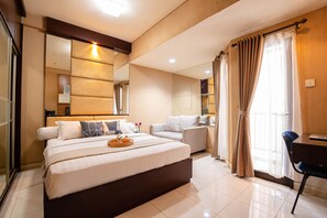Deluxe Apartment, 1 Double Bed | 1 bedroom, free WiFi - Tamansari Sudirman  (Jakarta)