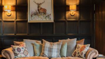 Cottage | Interior