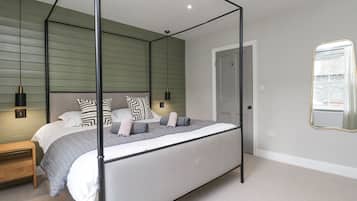 3 bedrooms, individually decorated, individually furnished, free WiFi