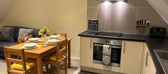 Central Location 2-bed Apartment in Maidstone