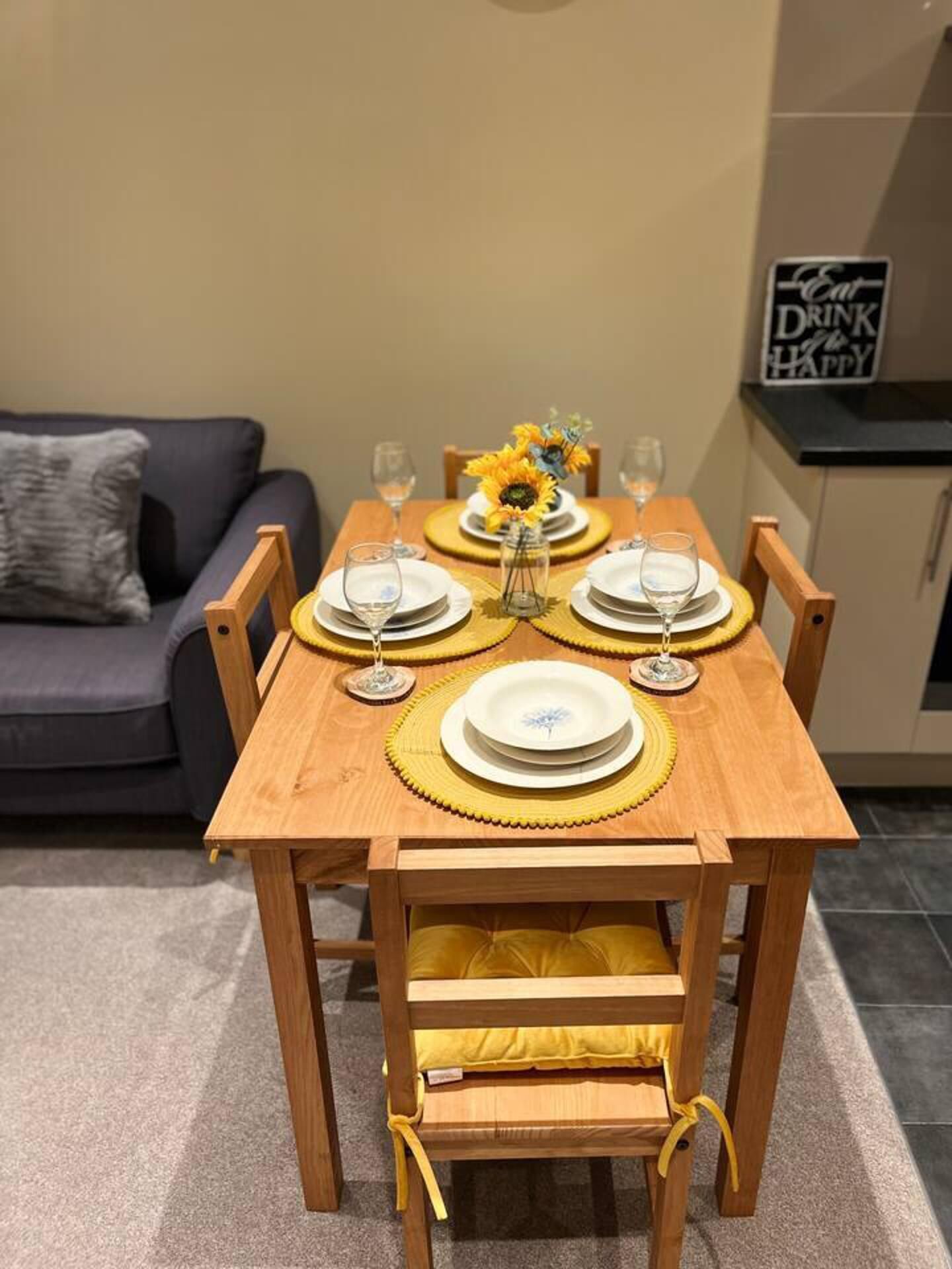 Apartment | Dining