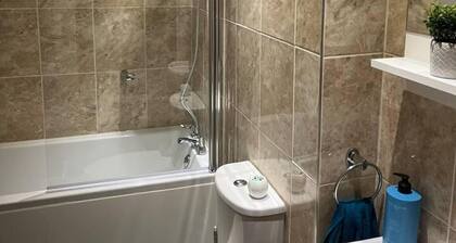 Central Location 2-bed Apartment in Maidstone