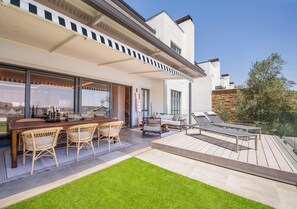 BBQ/picnic area - The Weinberg Urban Pods (Windhoek)