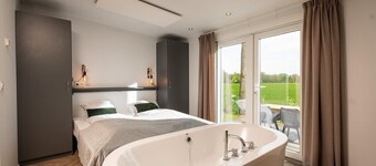 Unwind in your own sauna and jacuzzi!