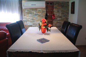 House, 1 Bedroom, Smoking, Terrace | Dining - Camagna Country House Suite Guttuso (Partanna)