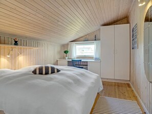 4 bedrooms, WiFi