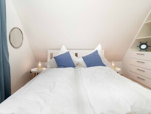 2 室のベッドルーム、アイロン / アイロン台、WiFi (無料)