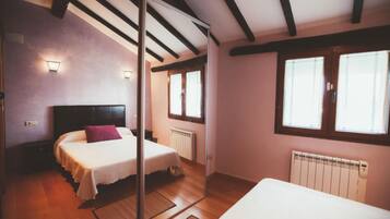 3 Schlafzimmer, Bügeleisen/Bügelbrett, Bettwäsche