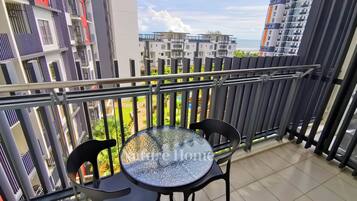 Design Studio, 1 Bedroom, Pool View, Corner | Balcony view