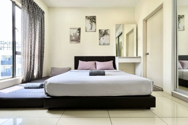 Individuelt dekorert, individuelt innredet og skrivebord