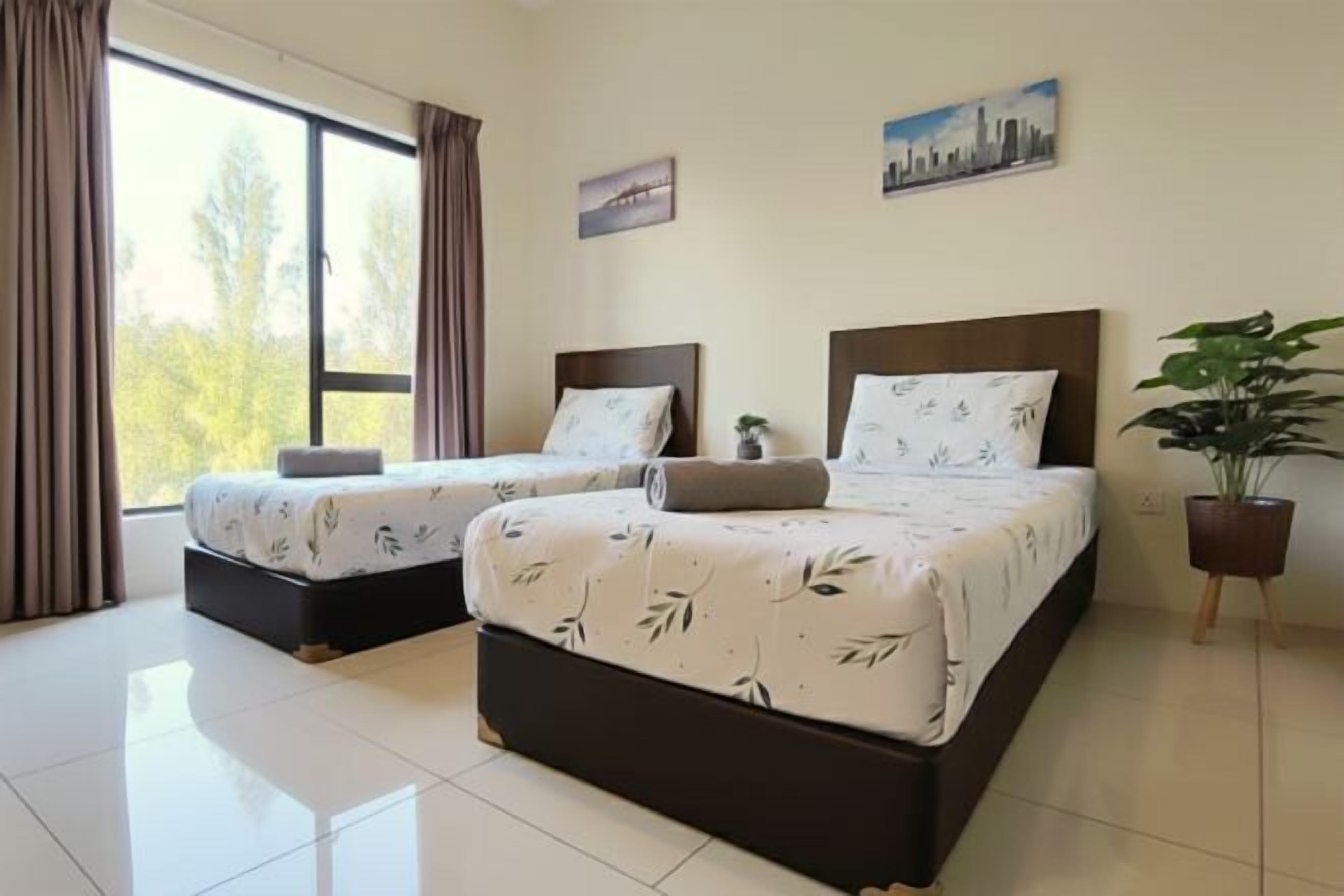 Individuelt dekorert, individuelt innredet og skrivebord