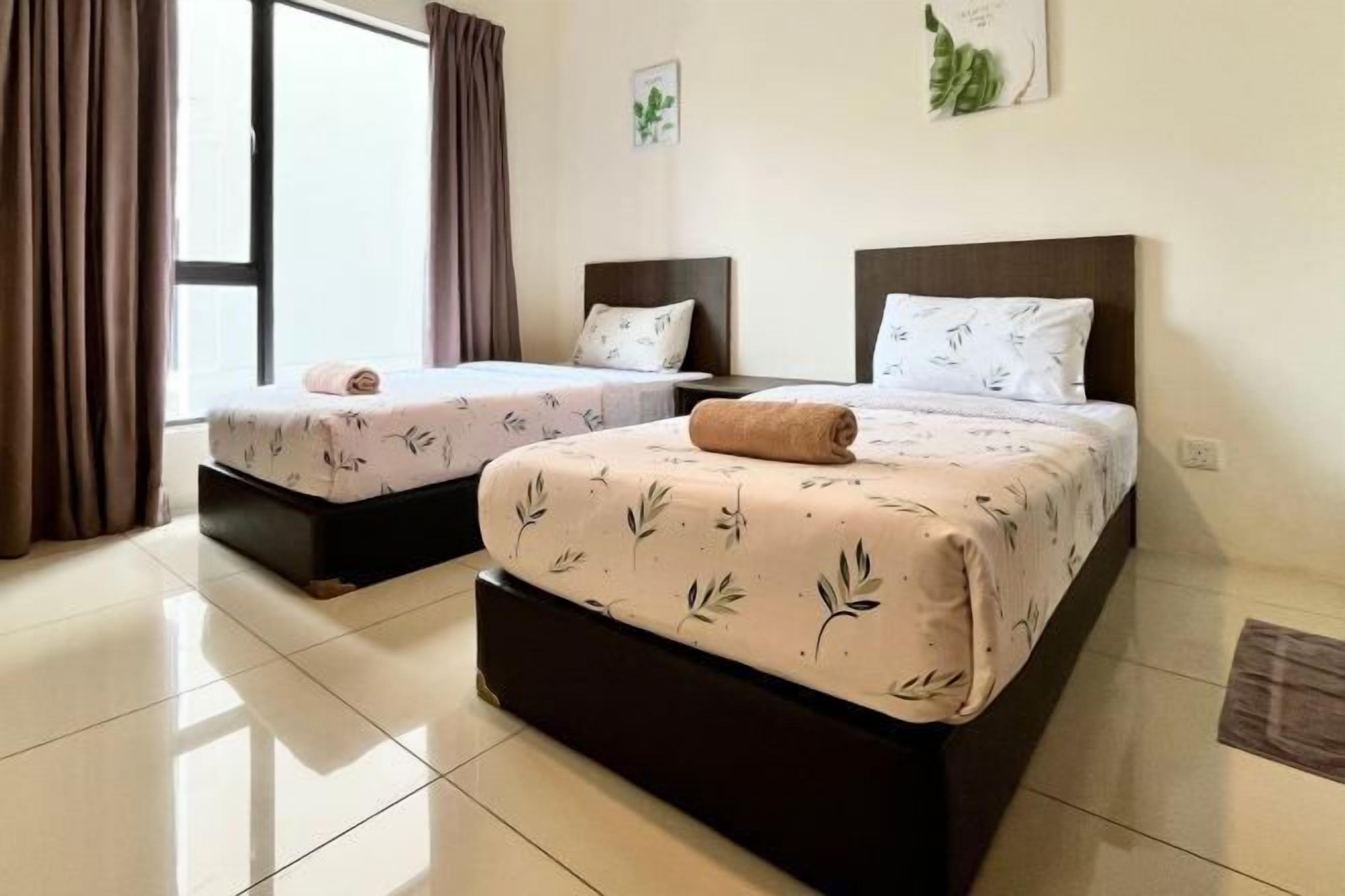 Individuelt dekorert, individuelt innredet og skrivebord