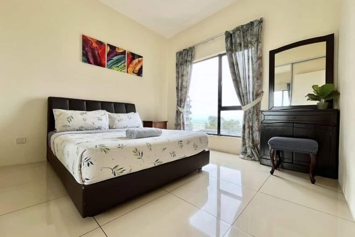 Individually decorated, individually furnished, desk, blackout curtains