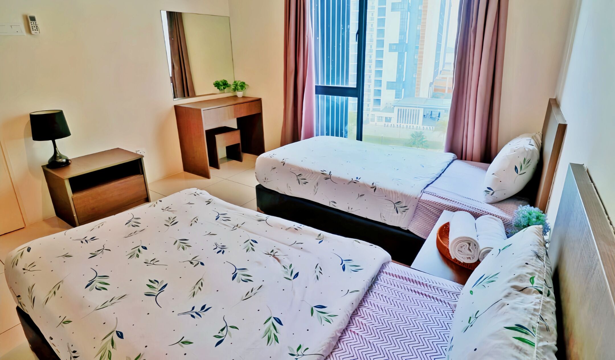 Décoration personnalisée, ameublement personnalisé, bureau