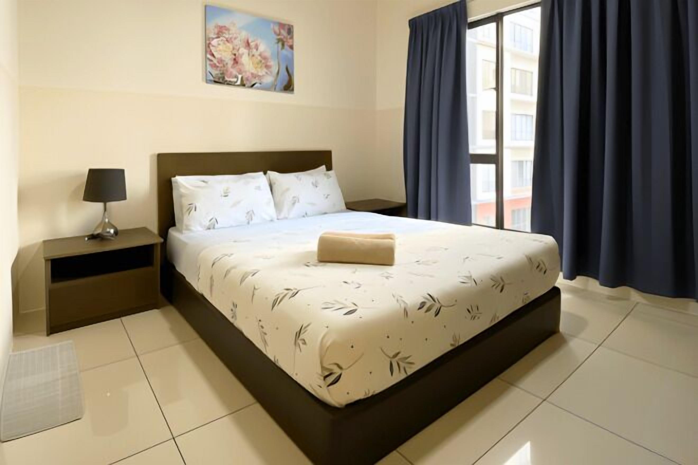 Individuelt dekorert, individuelt innredet og skrivebord