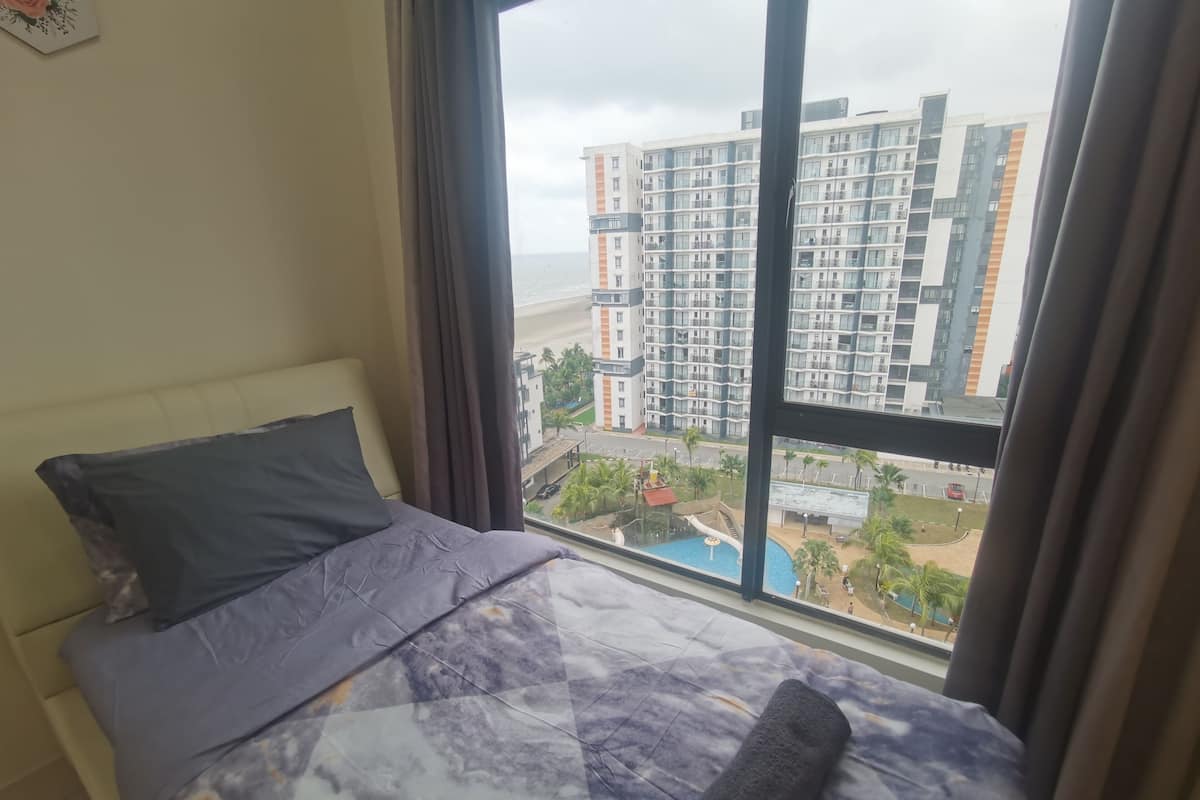 Appartement Deluxe, 2 chambres, balcon, vue mer | Bureau, rideaux occultants, fer et planche à repasser, Wi-Fi gratuit