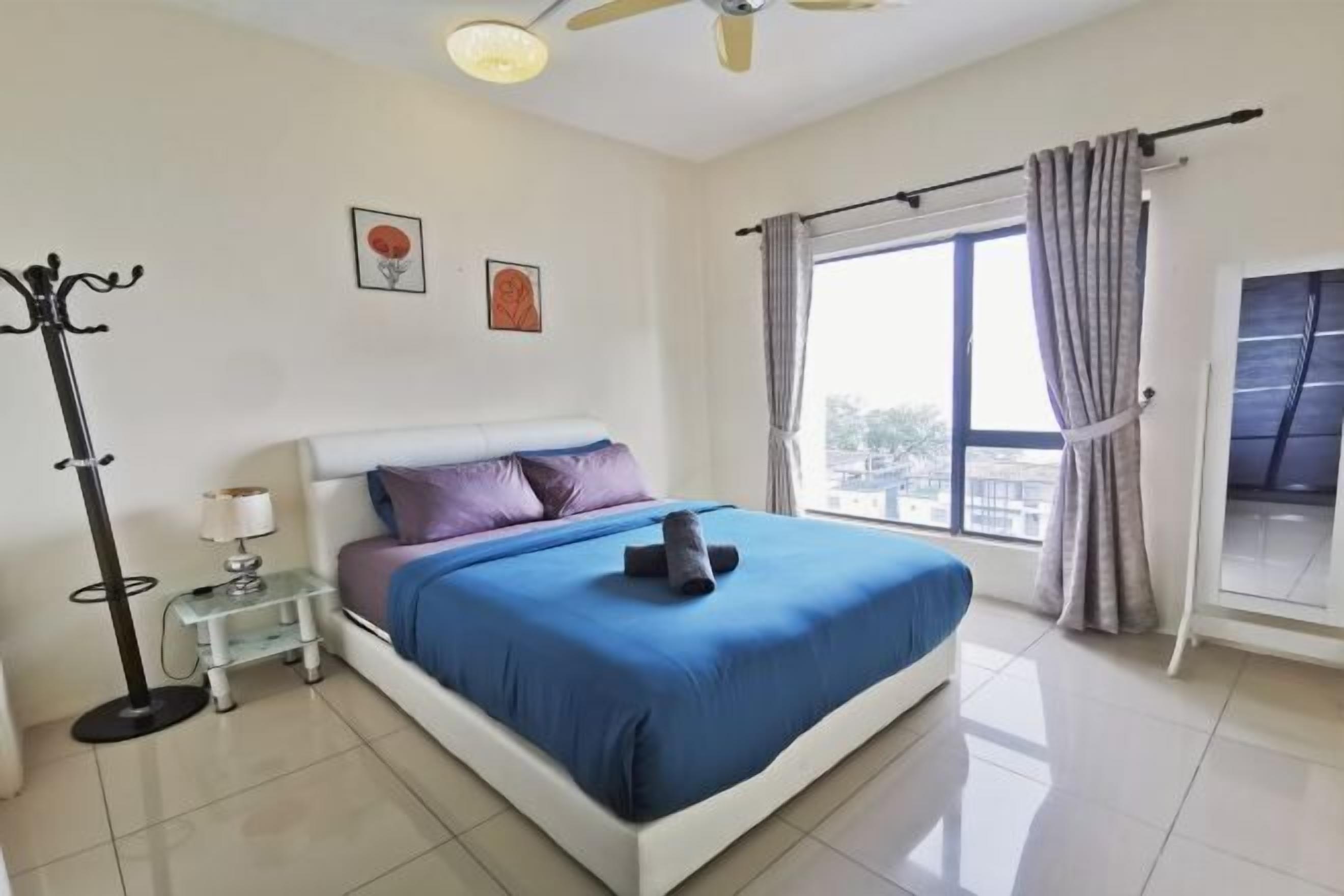 Décoration personnalisée, ameublement personnalisé, bureau