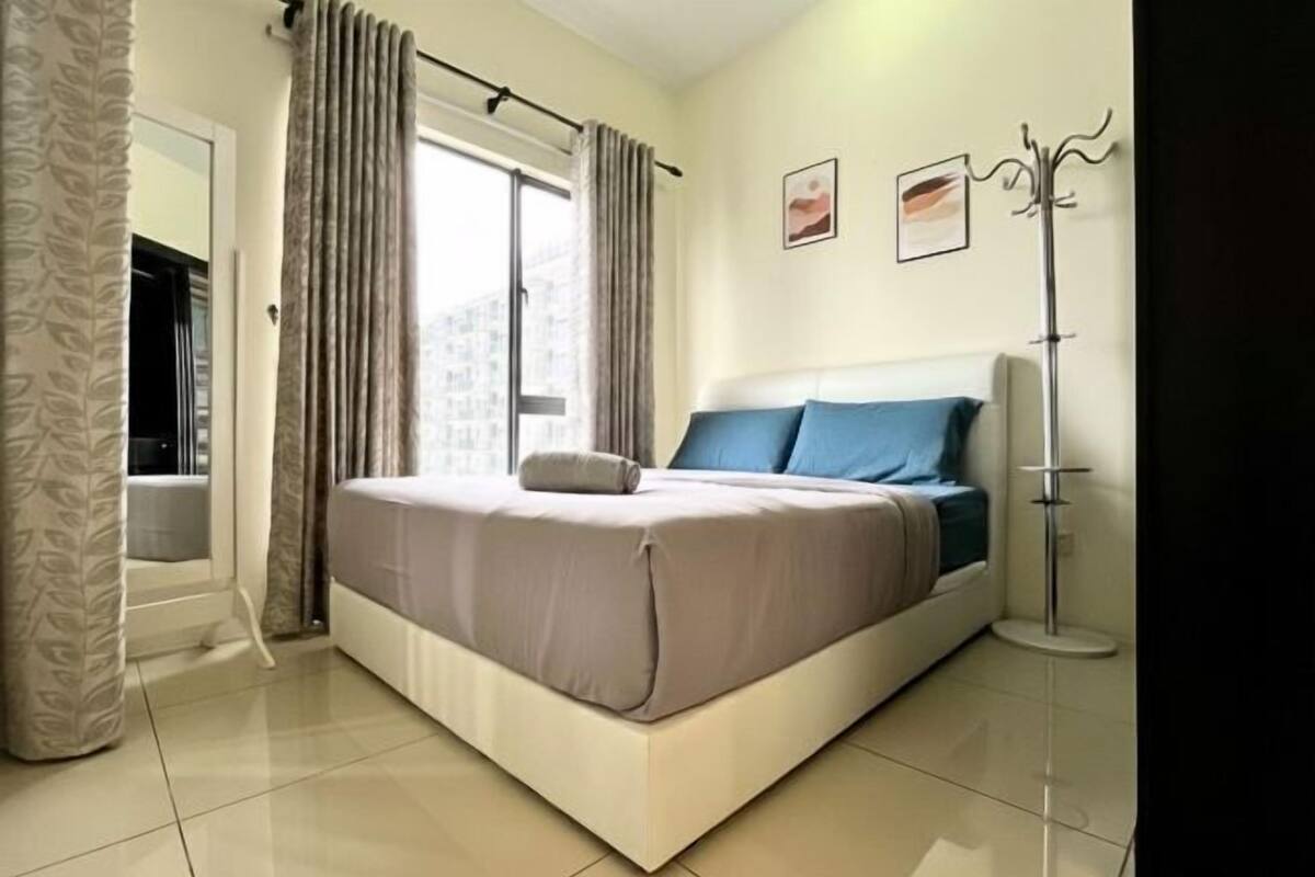 Individually decorated, individually furnished, desk, blackout curtains