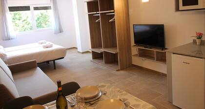 Apartamentos Pontepedriña by Bossh