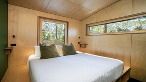 4 soverom, strykejern/-brett, wi-fi (inkludert) og sengetøy