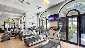 Gym - StoneTree - Fairmont North 2 BR - Beach Access (Dubai)