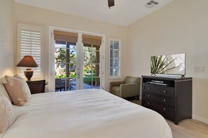 1 slaapkamer, een bureau, een strijkplank/strijkijzer, wifi