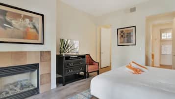 1 habitación, escritorio, tabla de planchar con plancha y wifi