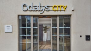 Front of property - Appart'hôtel Odalys City - Nîmes Arènes - Palais des Congrès (Nîmes)