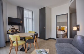 Coffres-forts dans les chambres, chambres insonorisées, Wi-Fi gratuit