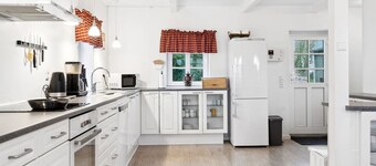 "Eliane" - 1.8km from the sea by Interhome