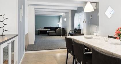 "Eliane" - 1.8km from the sea by Interhome