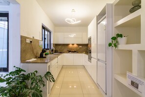 Standard Room, 1 Bedroom (Swieqi Santa Maria Boutique Room 1) | Private kitchen | Fridge, microwave, oven, stovetop
