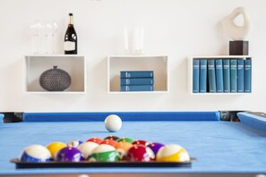 Games room - Luxus Loftboxspringbettheimkinonähech (Inzlingen)