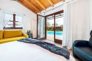 3 bedrooms, WiFi
