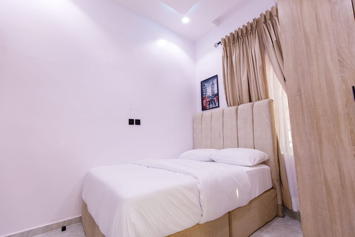 Apartment | 1 bedroom, individually decorated, individually furnished