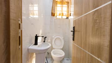 Apartment | Bathroom | Towels