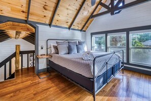 4 bedrooms, iron/ironing board, travel cot, WiFi