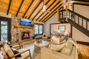 TV, fireplace, offices