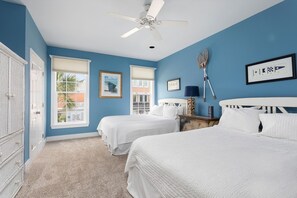 3 bedrooms, desk, iron/ironing board, free WiFi