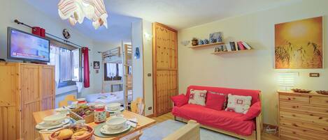 Family Studio (Studio Grange Nest Ski & Relax) | Living area