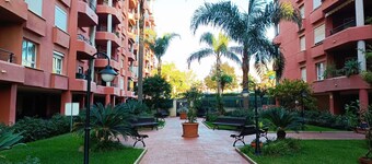 4 Dormitorios, 8 Personas, Piscinas, Jardines, Estacionamiento, Playa