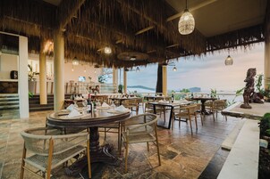 Free daily cooked-to-order breakfast